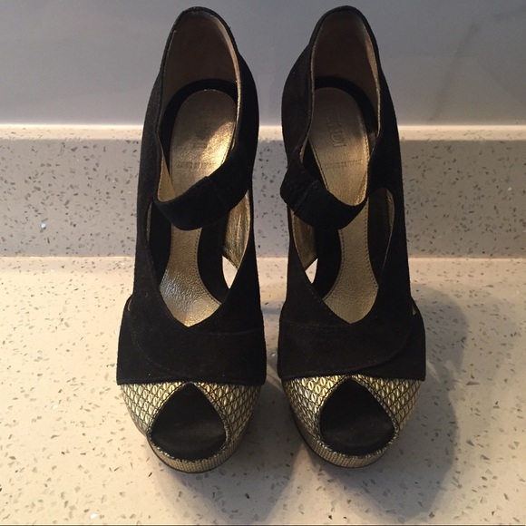 FENDI Suede Peep Toe Platform Pumps - Picture 2 of 7